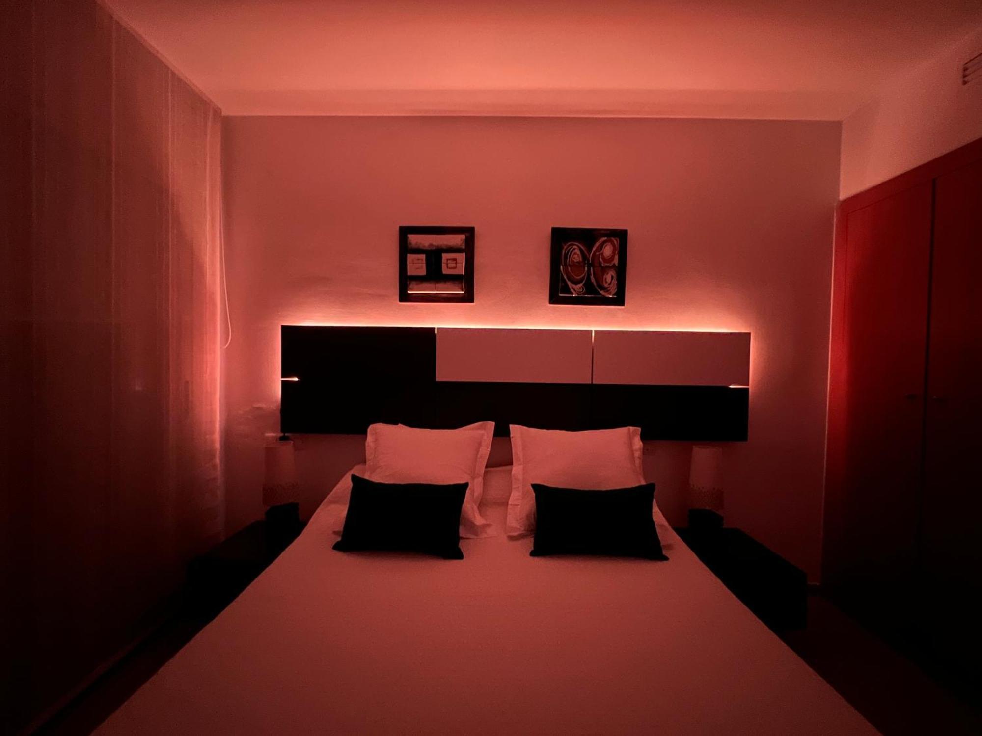 Blau Apartamento Frente A Los Canales Y Las Puestas De Sol De Roses Eksteriør bilde